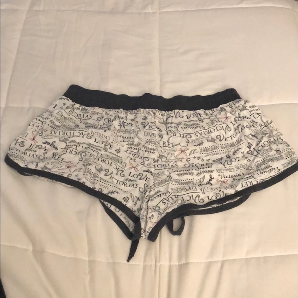 Pajama shorts - Picture 2 of 3